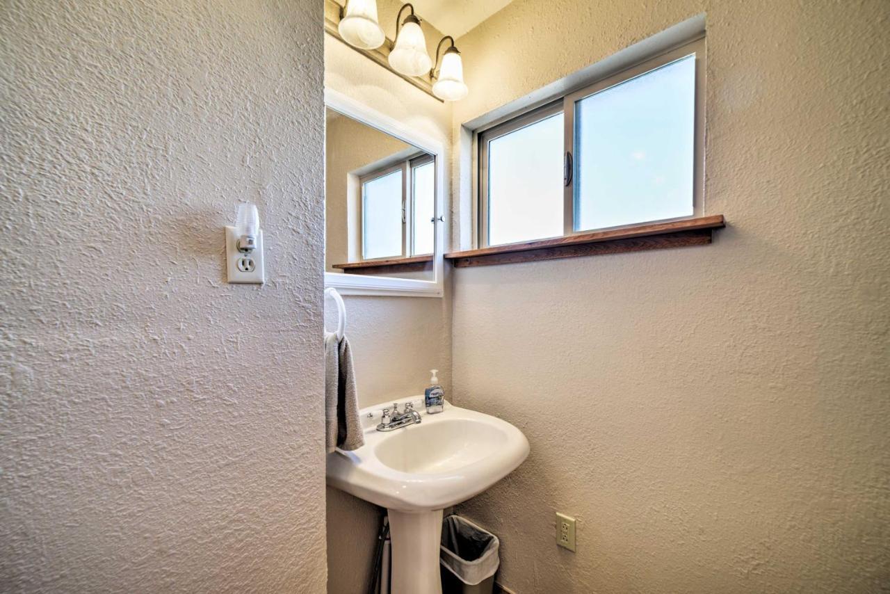 Family-Friendly Cortez Cedar House With Yard! Bagian luar foto